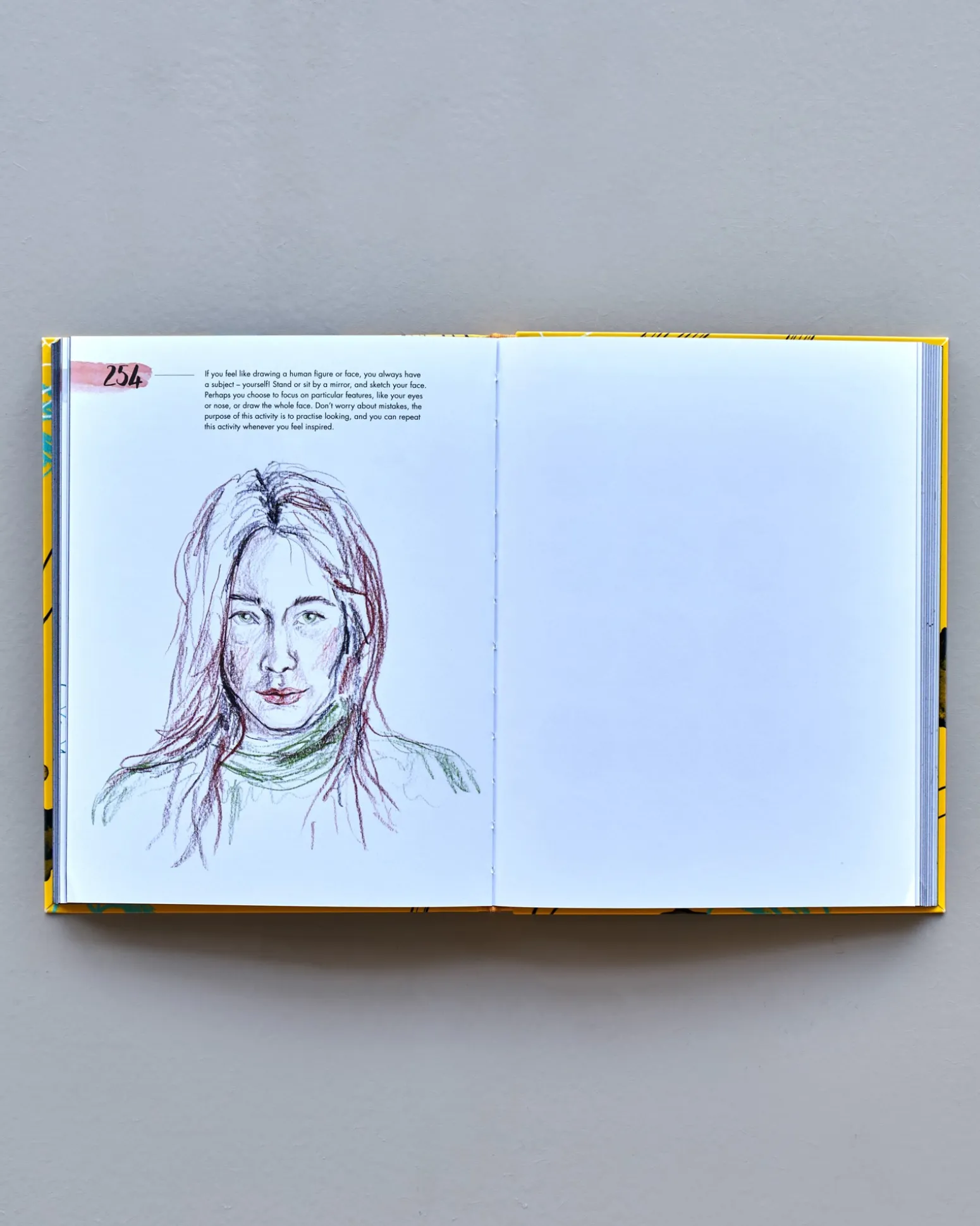 Søstrene Grene Schweiz Coffee Table Books<365 Days Of Creativity